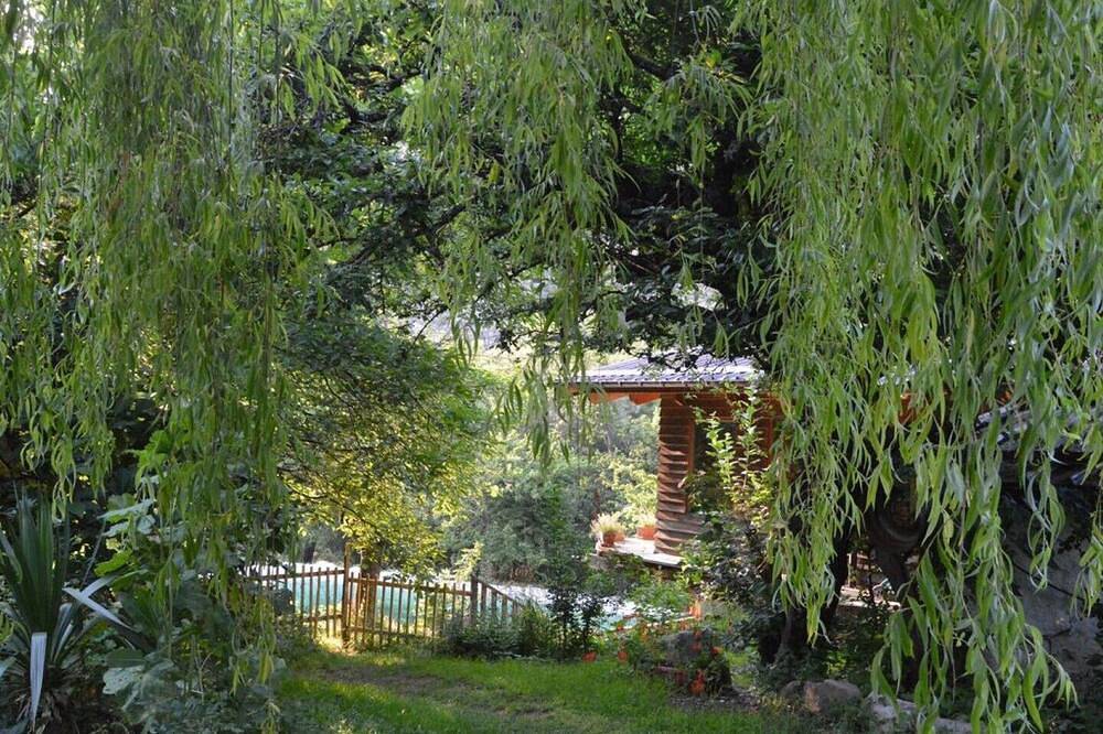 Ferme de Val des Prés, Maison de Fanny et Manon in La Brigue, Côte méditerranéenne (France)