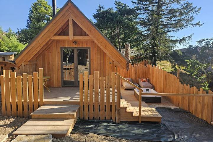 Cabane en bois pour 2 personnes, avec sauna ainsi que terrasse et jardin - 1