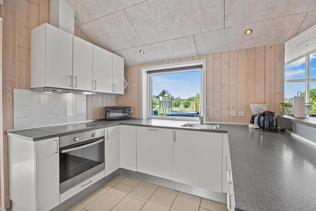 Modernes Ferienhaus mit Badetonne, Sauna und Whirlpool  in Bolilmark, Rømø