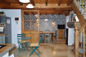 Gîte pour 5 personnes, avec balcon dans Tenay