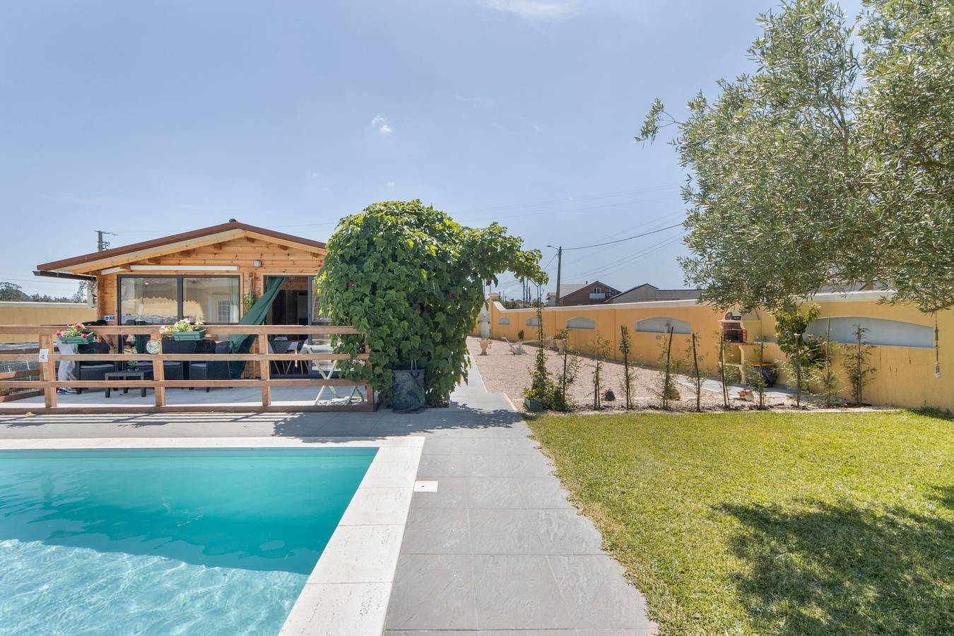 Vakantiehuis 'Casinha Saragoça e Vergueiro' met Gedeeld Zwembad, Wi-Fi en Airconditioning in Ponte de Vagos, Ponte de Vagos e Santa Catarina