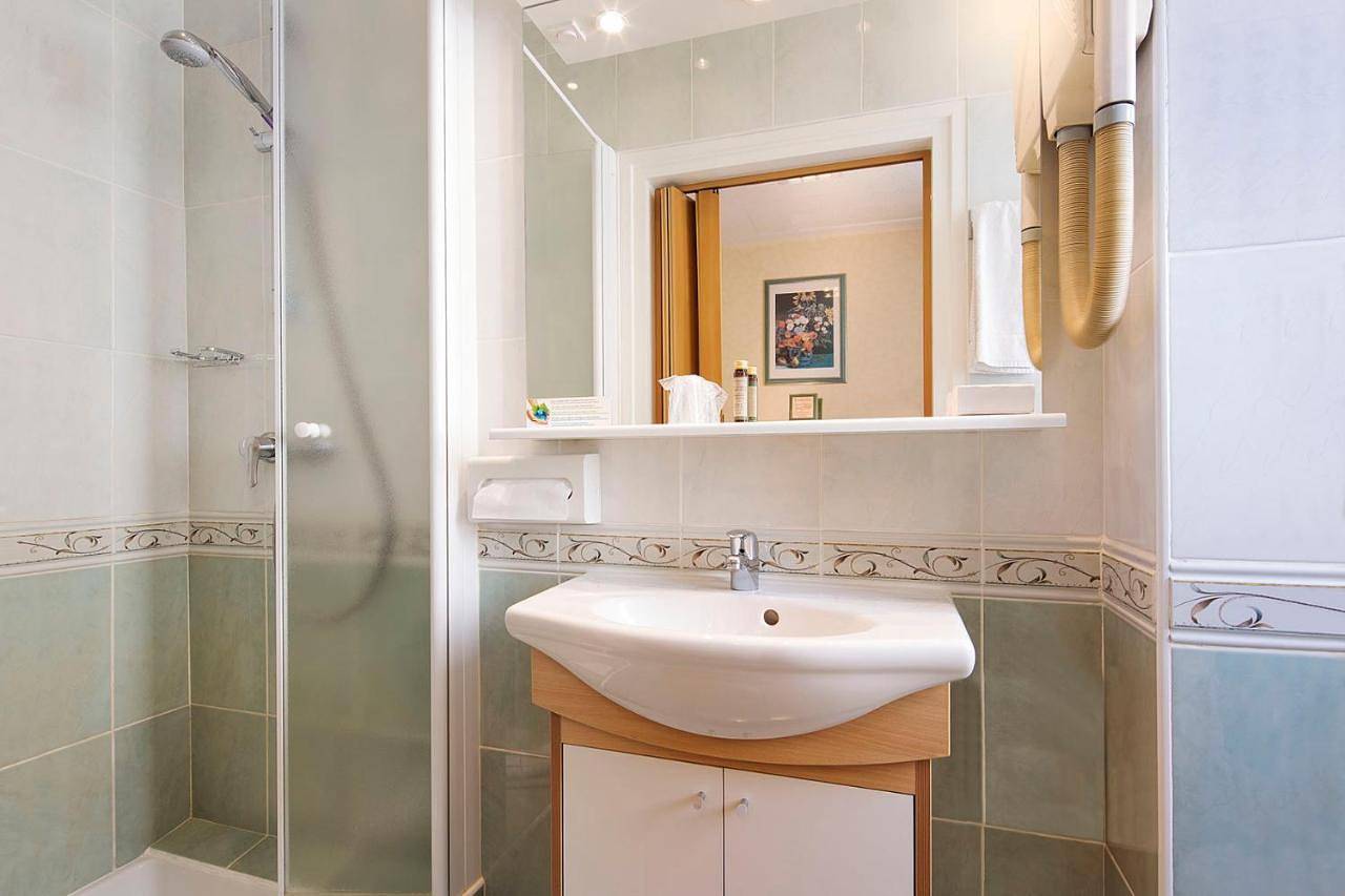 Hotel Terminus Lyon in Paris 12e Arrondissement, Paris