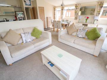 Lodge for 6 People in Lincolnshire, Midlands, Photo 3