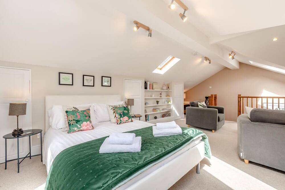 4 Bed in Grange -over- Sands (oc-lcc71) in Cartmel, Lake District