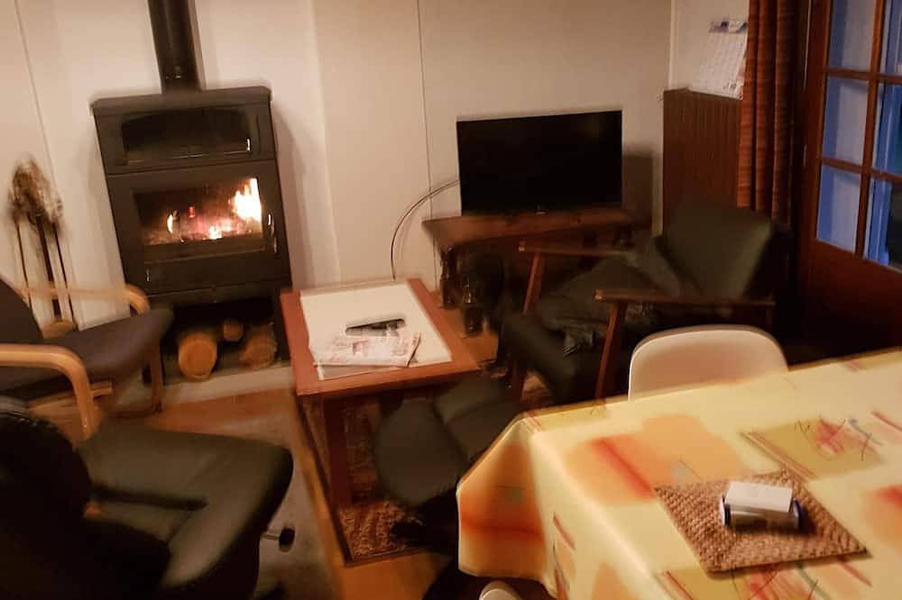 On the Breton coast, beaches and shops on foot. in Pénestin, Côte des Mégalithes