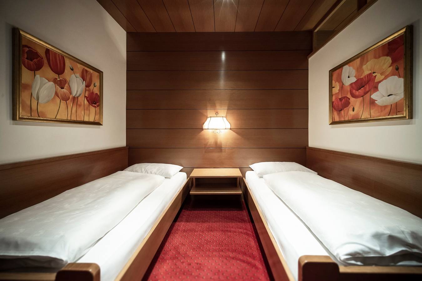 Entire apartment, Villa Stella Apartment N 41 near the ski lift with mountain view and Wi-Fi in Ortisei, Dolomiti Superski