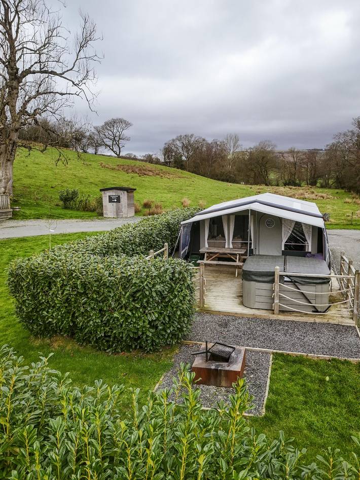 Luxus-Zelt für 7 Personen, mit Whirlpool in Wales