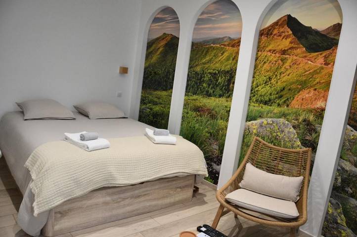 Appartement de vacances pour 2 personnes, avec Jacuzzi à Aurillac