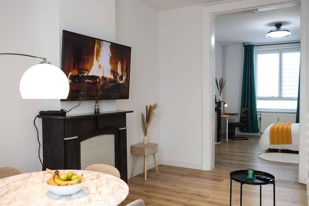 Geheel appartement, Apartment-Deluxe-Ensuite with Shower-City view in Luik, Luik en omgeving