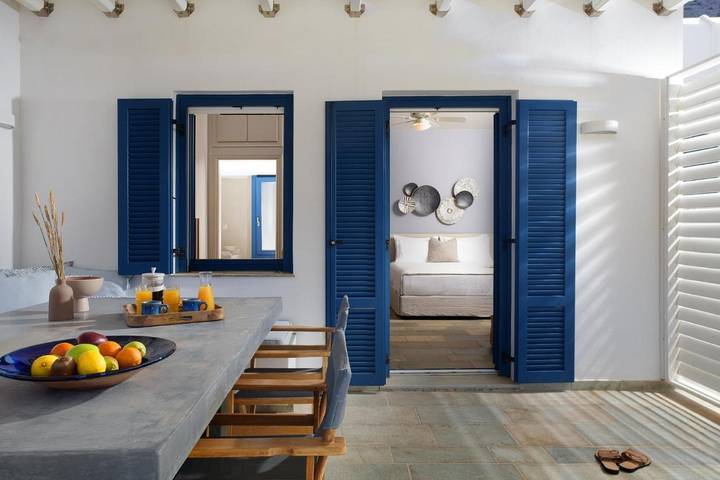 Hôtel pour 2 personnes, avec Balcon et Jacuzzi ainsi que Terrasse et Vue dans Kamarès - 2