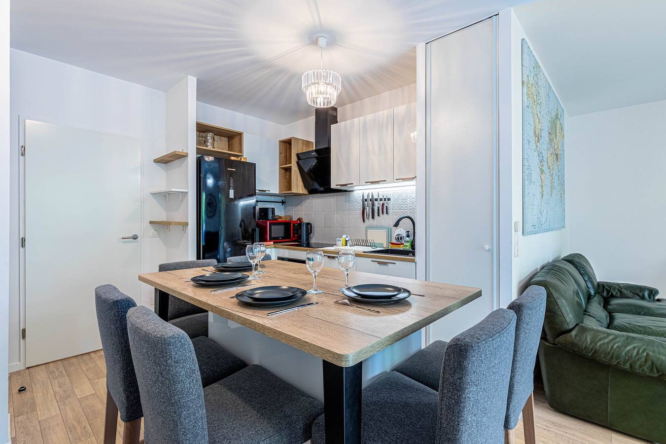 Appartement entier, Guestready - Moderne, deux jardins à 15 min Paris in Bagneux, Hauts-de-Seine