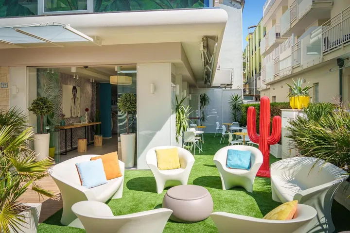 Hotel per 2 persone, con giardino, adatto a famiglie con bambini - 1
