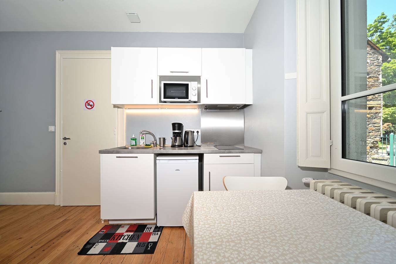 Appartement entier, Appartement "Le Lac" avec vue sur les montagnes, jardin partagé et Wi-Fi in Luchon-Superbagnères, Bagnères-de-Luchon