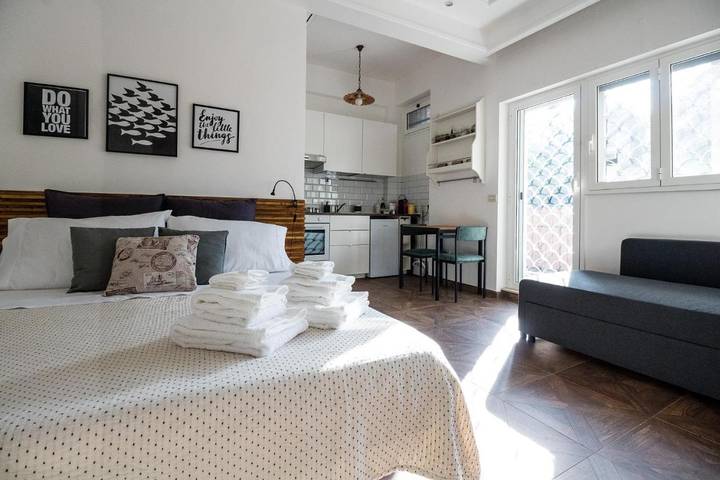 Appartamento per 2 persone, con Terrazza e Giardino a Eur (Roma)