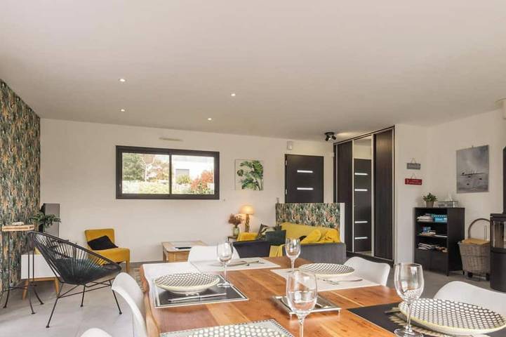 Gîte pour 5 personnes, avec Terrasse et Jardin