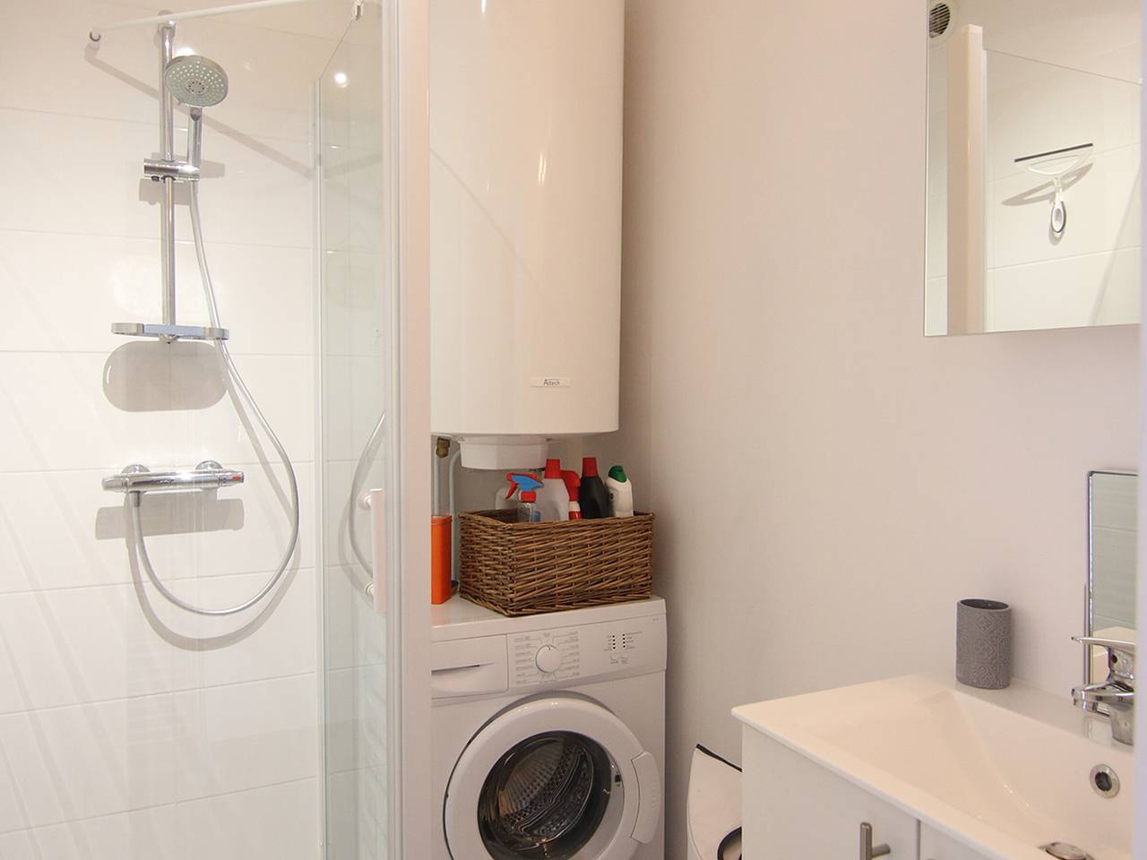 Appartement entier, Location Vacances : Appartement 1 Chambre pour 2, proche plage à Saint Jean de Monts in Saint-Jean-de-Monts, Vendée