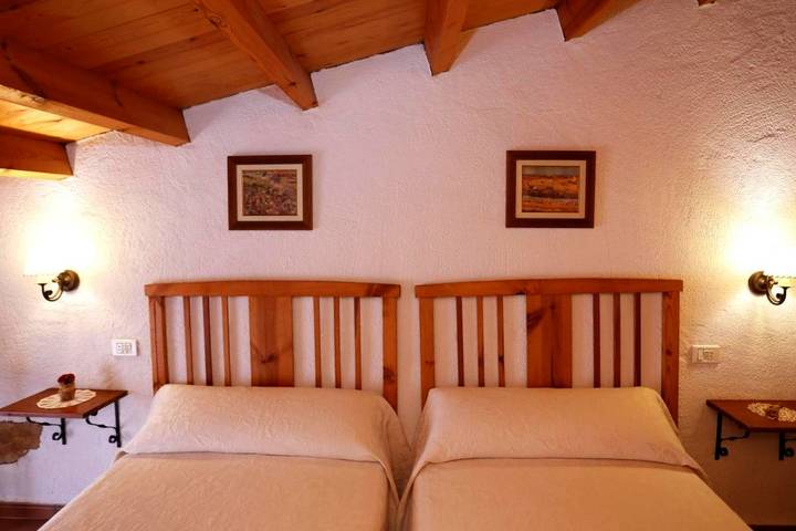Casa rural para 14 personas, con Terraza y Vistas en Villar de Canes - 3