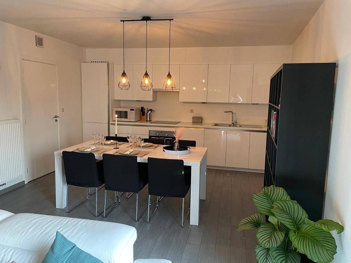 Appartement entier, Two-Bedroom Apartment in Ninove, Province de Flandre-Orientale