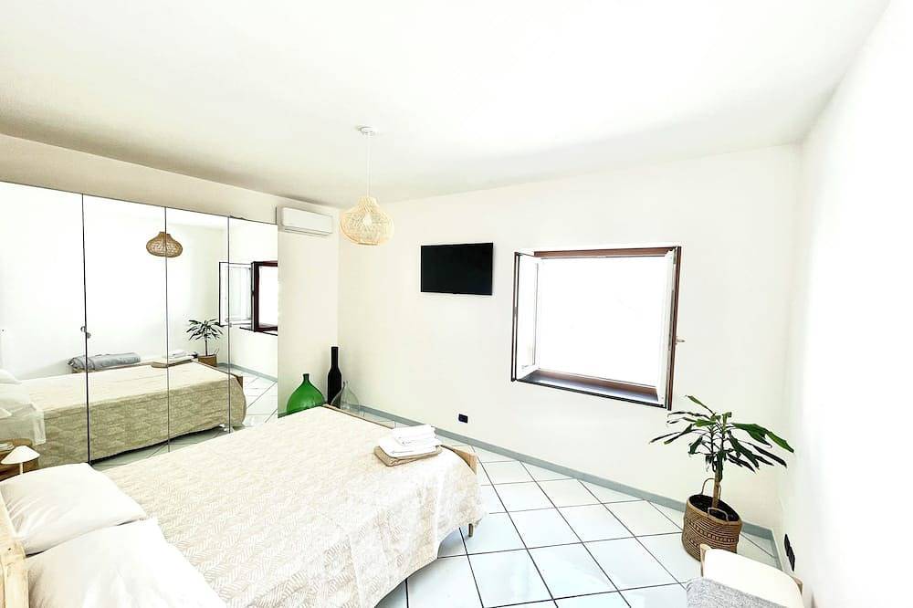 Rock House Villa in Forio, Ischia