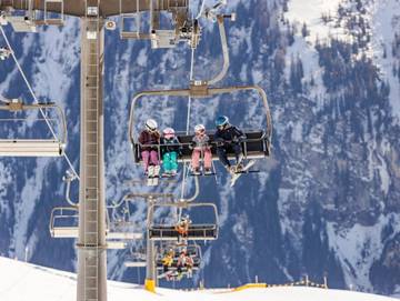 Ferienwohnung für 3 Personen, mit Terrasse und Ausblick, kinderfreundlich im Brandnertal