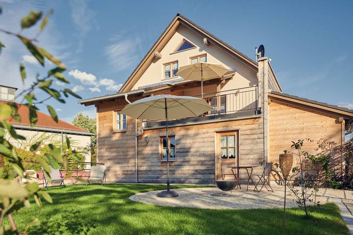 Ferienhaus für 6 Personen, mit Terrasse und Garten in Oberbayern - 2