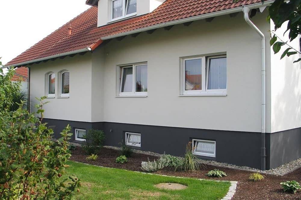 Geheel appartement, Fewo Gerlinde - Apartment Gerlinde, 2 bedrooms in Herxheim, Rijndal