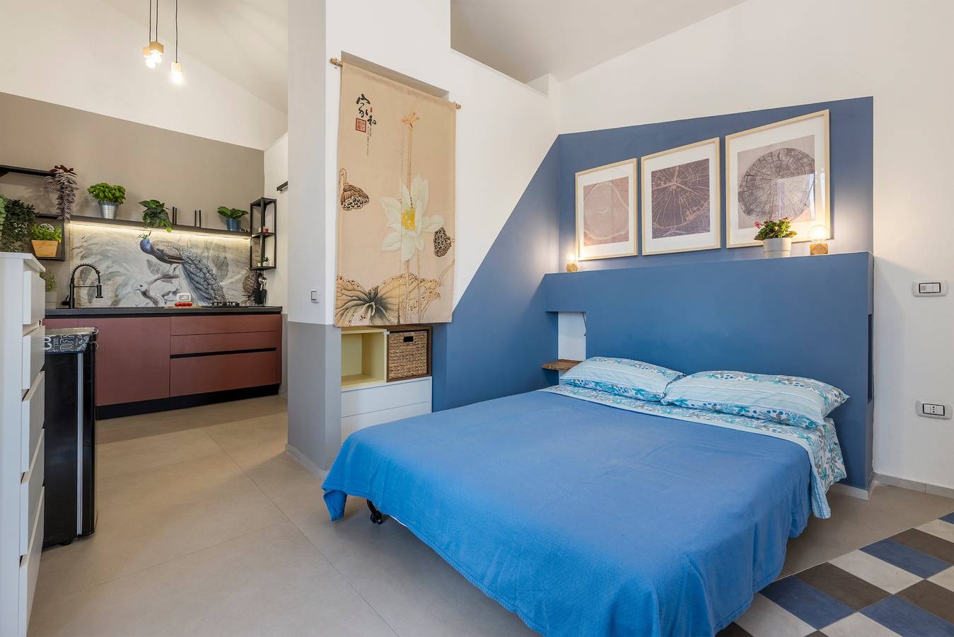Appartement entier, Fiorelli 17 - Studio Blue Peafowl avec terrasse privée et Wi-Fi in Palerme, Province de Palerme