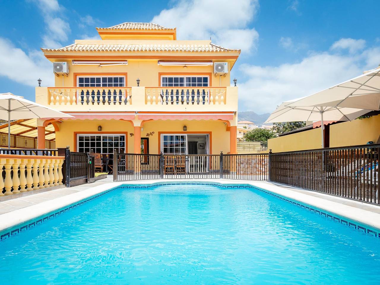 Luxury Villa Luna with Private Pool in Callao Salvaje, Adeje