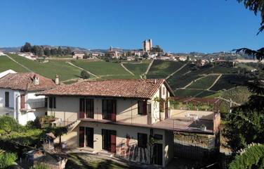 Appartamento per 3 persone, con panorama e giardino, con animali domestici in Serralunga d'Alba