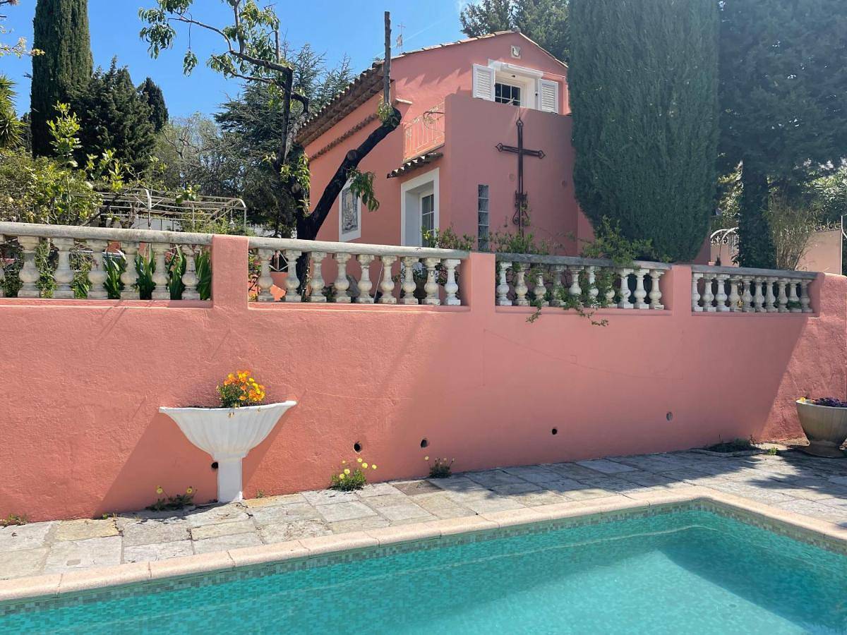 Chambre d'hôtes duplex Le petit mas niçois de la Villa rose in Nice, Côte méditerranéenne (France)