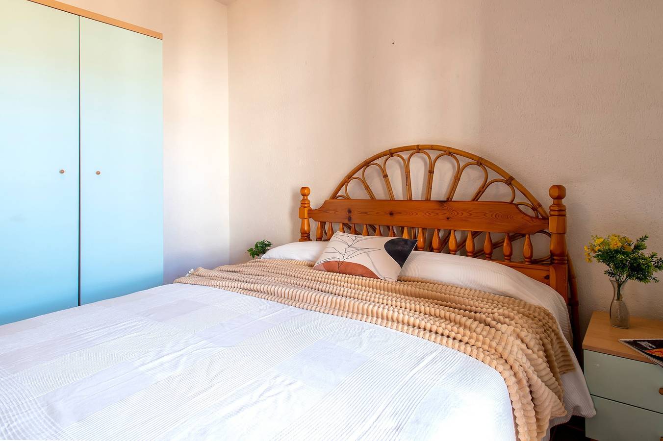 Villa 'Pentavano White House' mit privater Terrasse, Wlan und Klimaanlage in Trinità d'Agultu e Vignola und Umgebung, Olbia-Tempio