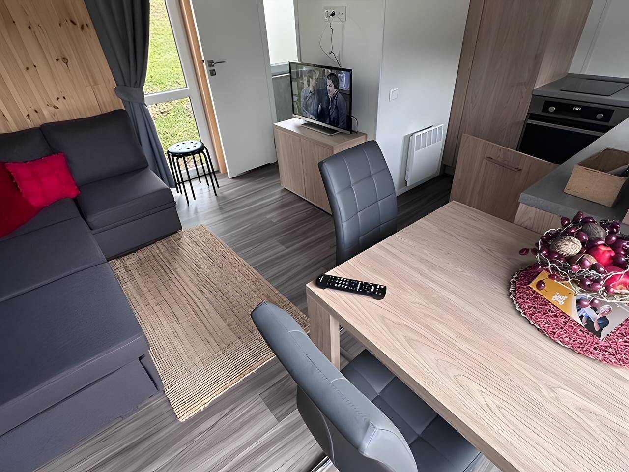 Ganze Ferienwohnung, Ferienhaus „Tinyhaus 1“ mit Bergblick, Wlan und Klimaanlage in Untergriesbach, Passauer Land