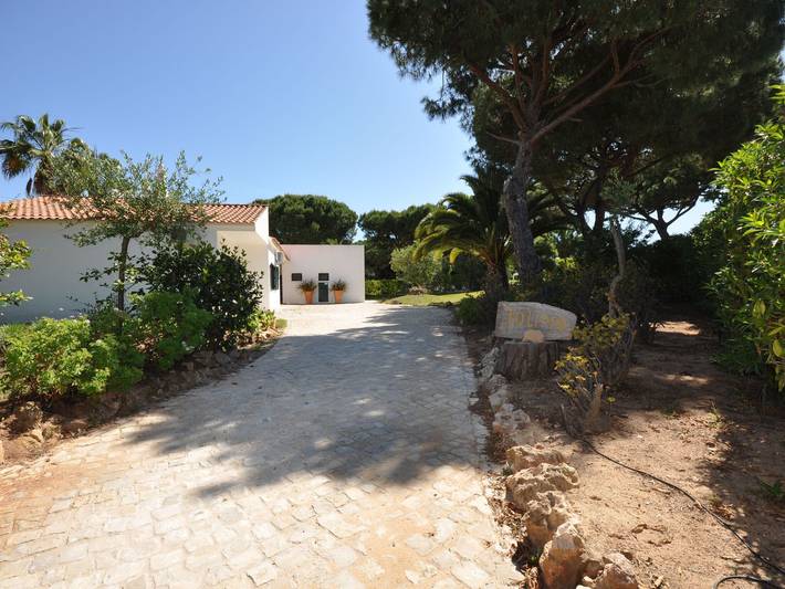 Villa in Vilamoura mit Pool am Golfplatz in Quarteira, Faro Distrikt