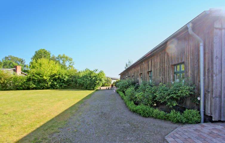Luxus-Ferienhaus für 16 Personen, mit Terrasse und Garten an der Müritz
