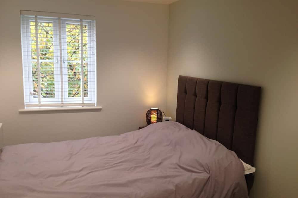 Entire apartment, Perfect Kingston Flat in Kingston upon Thames, London
