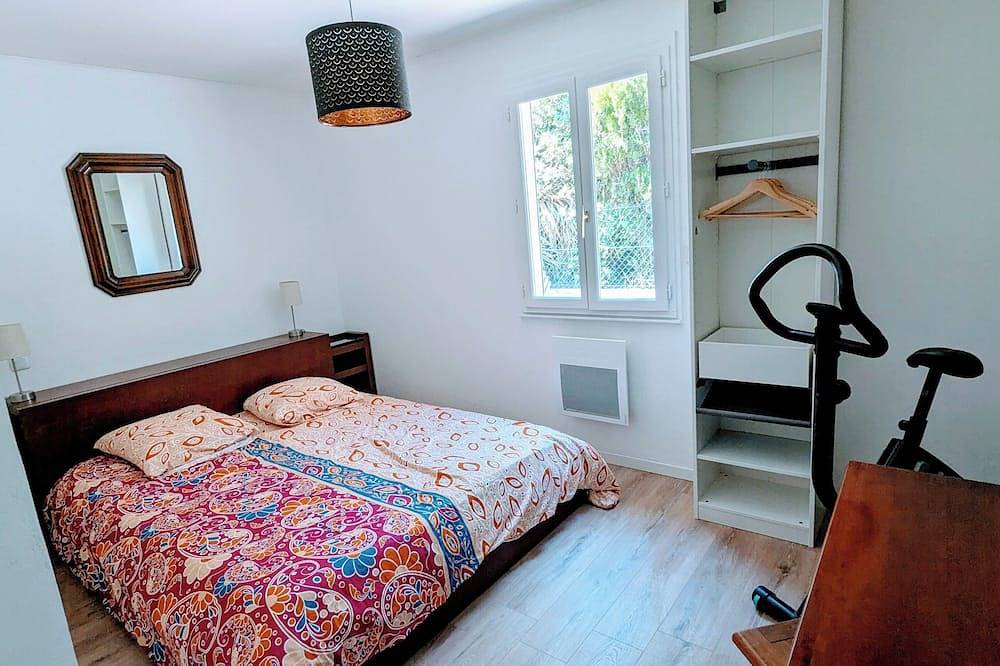 La Brulière 4 rooms in Velaux, Aix-en-Provence region