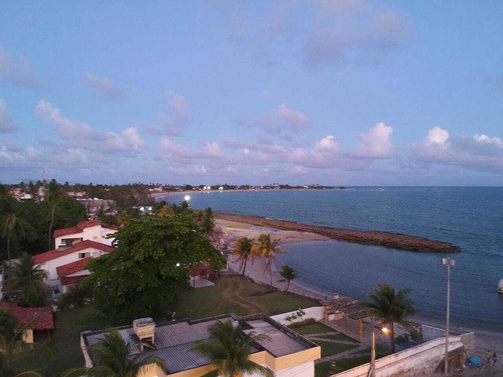 Haus in Serrambi, mit Pool, Grill und weniger als 30 Meter vom Strand entfernt in Praia Porto de Galinhas, Litoral Sul de Pernambuco
