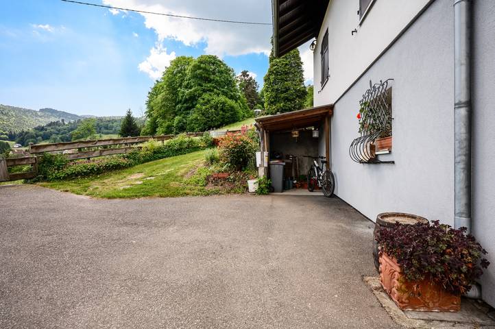 Appartement entier, Appartement « Au Petit Chamois » avec vue montagne, jardin privé et Wi-Fi in Breitenbach-Haut-Rhin, Parc naturel régional des Ballons des Vosges
