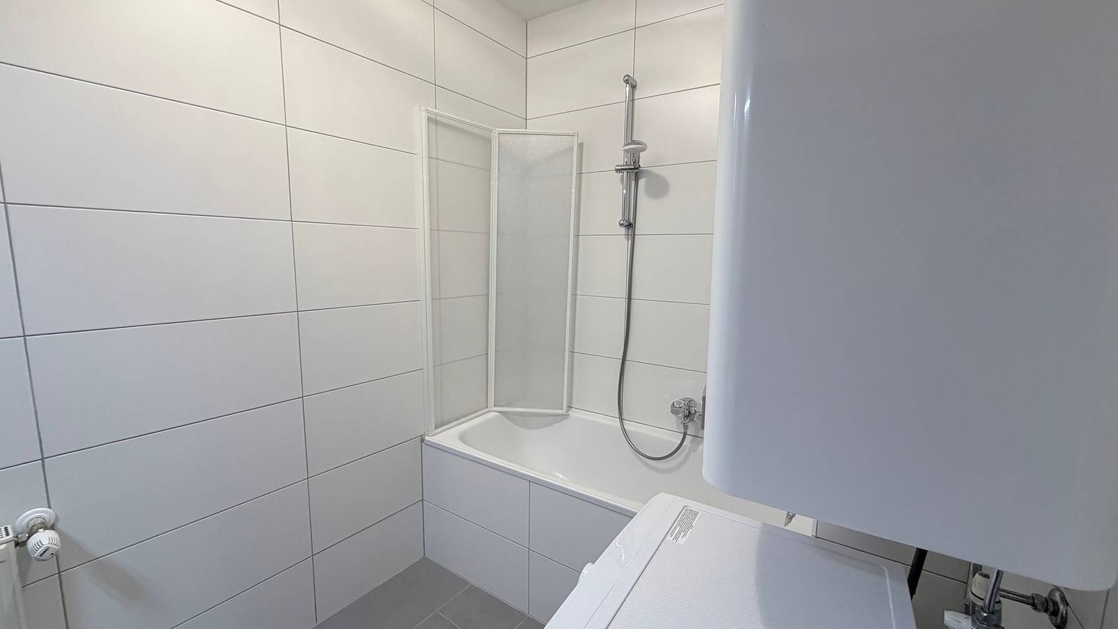 Holiday Home 'Zentrale Altbauwohnung' with Wi-Fi in Leoben, Lavanttaler Alpen
