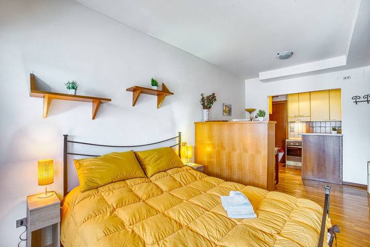 Appartamento intero, Guesthost - Lovely Studio with balcony in Perugia in Perugia, Perugia e dintorni