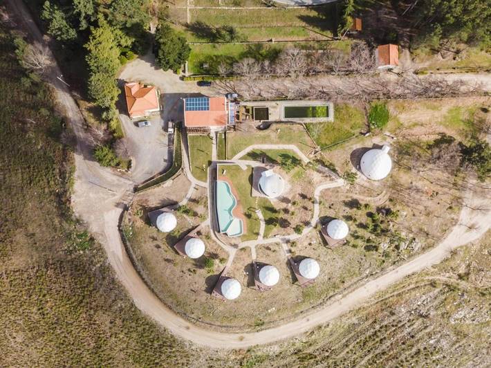 Tente pour 4 personnes, avec bassin pour enfant et vue ainsi que piscine et jardin au Portugal - 2