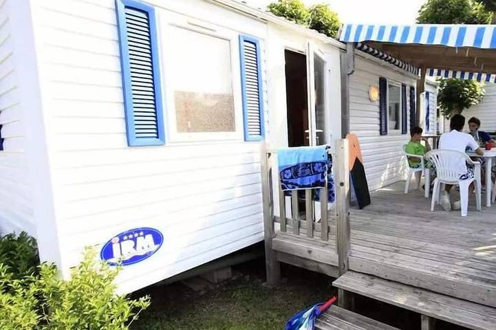 Camping pour 6 personnes, avec terrasse à La Faute-sur-Mer