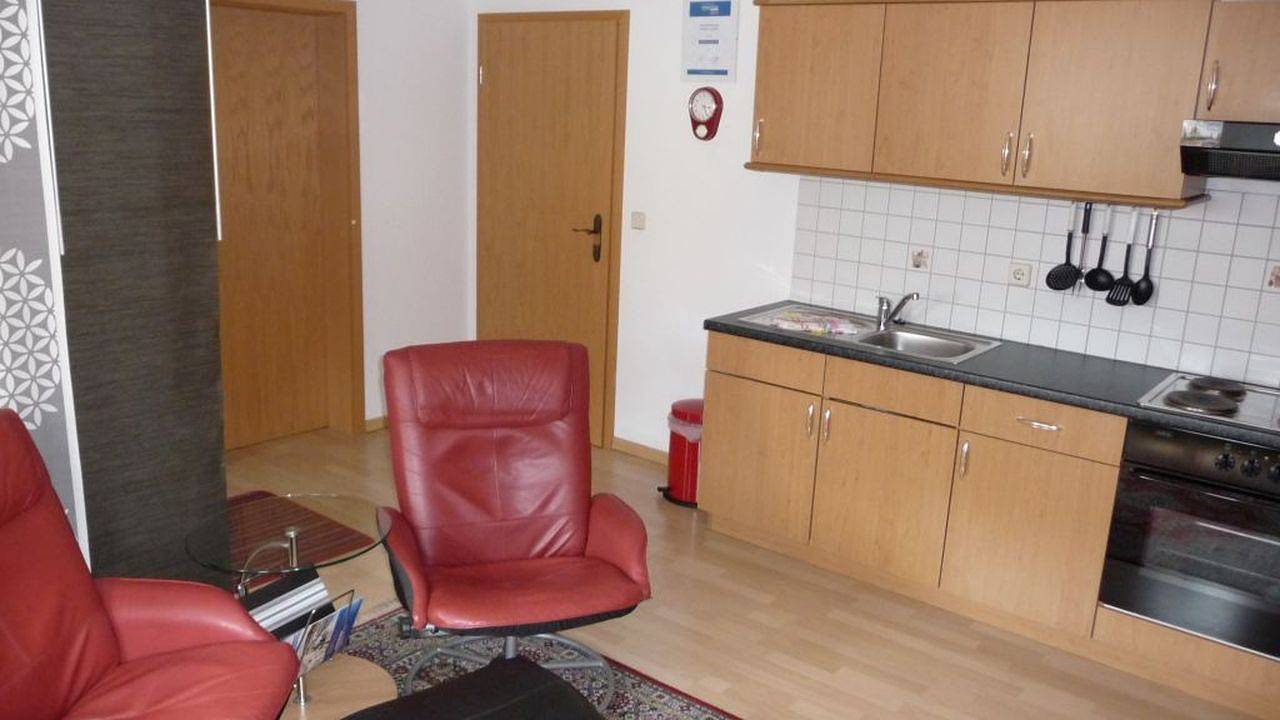 Ganze Ferienwohnung, Ferienwohnung für 2 Personen (38 m²) in Jena in Jena, Saaleland