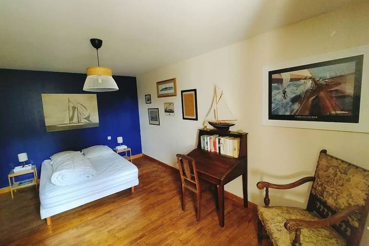 Location de vacances pour 6 personnes, avec jardin à Guerlesquin - 2