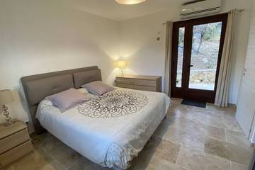 Chambre d’hôte pour 3 personnes, avec piscine à Venaco