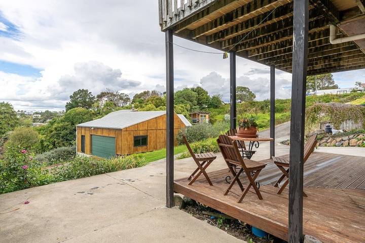 Holiday home for 7 people in Raglan