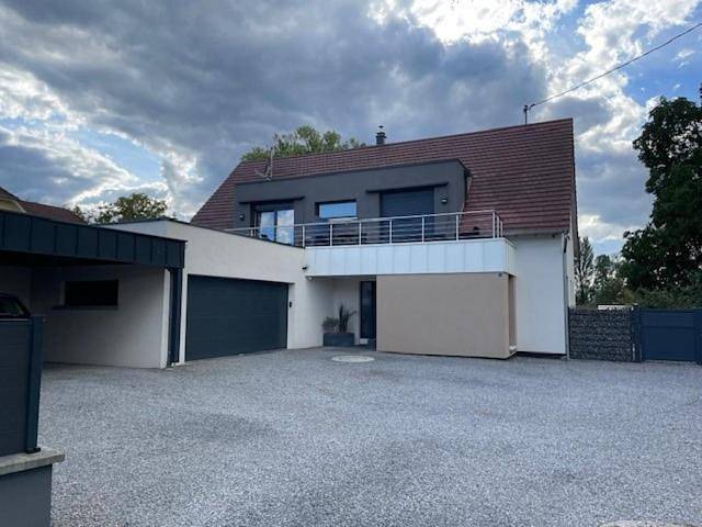 Gîte pour 4 personnes, avec terrasse dans Beinheim