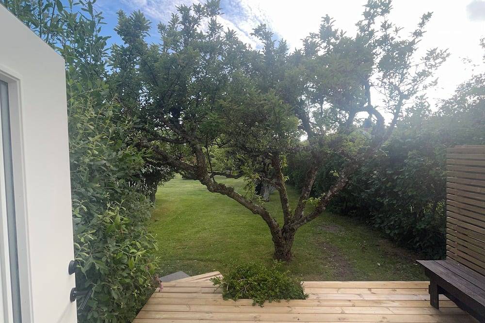 Modern guesthouse close to sea, nature, golf, hiking & Kattegat Trail in Kungsbacka, Halland