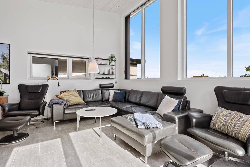 Moderne feriehus i Søndervig med sauna, spa og lækker terrasse in Søndervig, Holmsland Klit