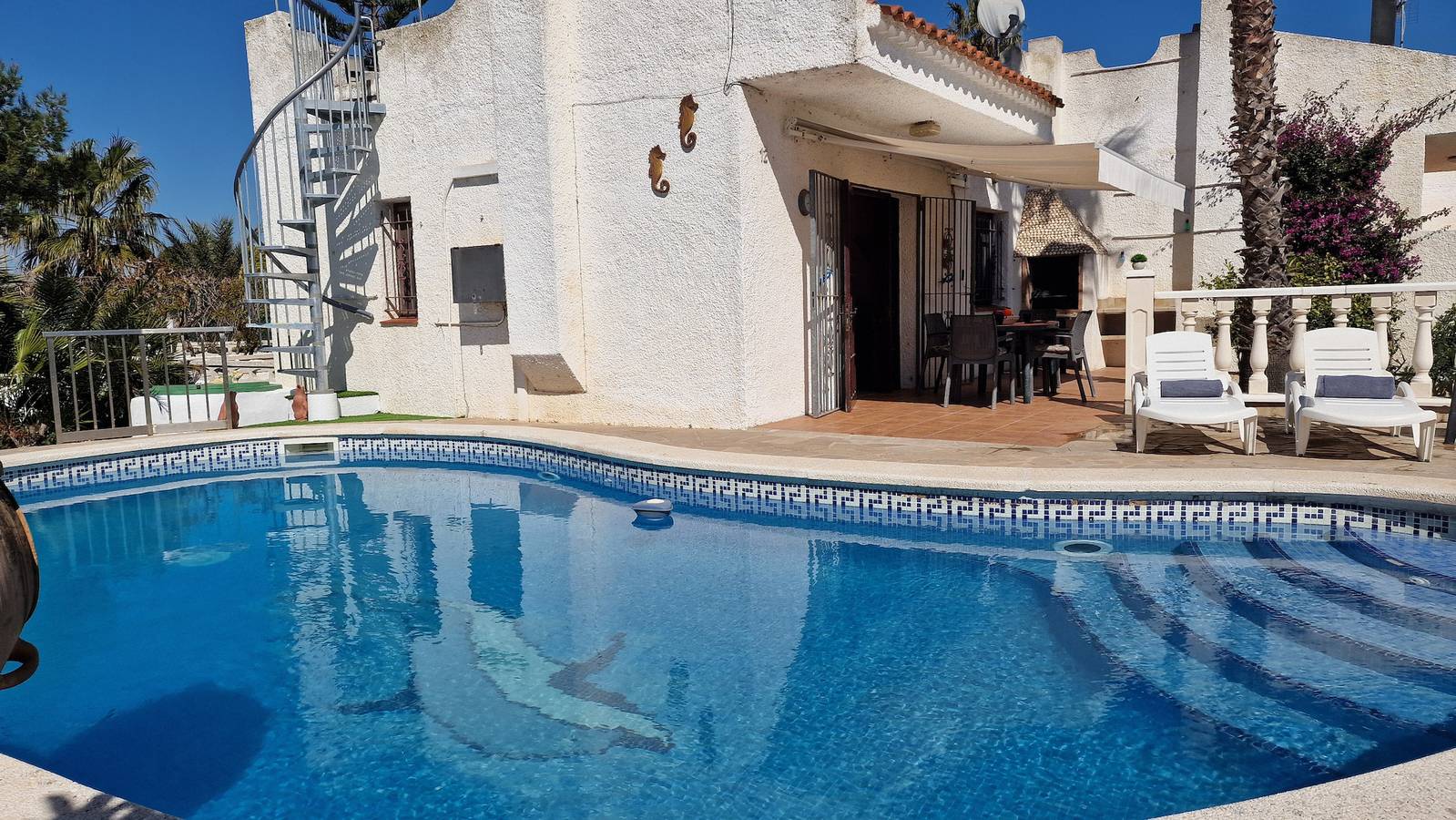 "Noella“@Marisol: 200m zum Strand, Privat-Pool, A/C, Wifi, Hundestrand in Riumar, Delta de l'Ebre